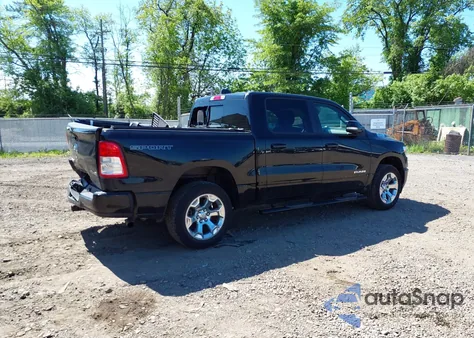 2022 Ram 1500 Big Horn 4X4 5'7 Box z USA, uszkodzony, nr VIN 1C6RRFFG6NN439340